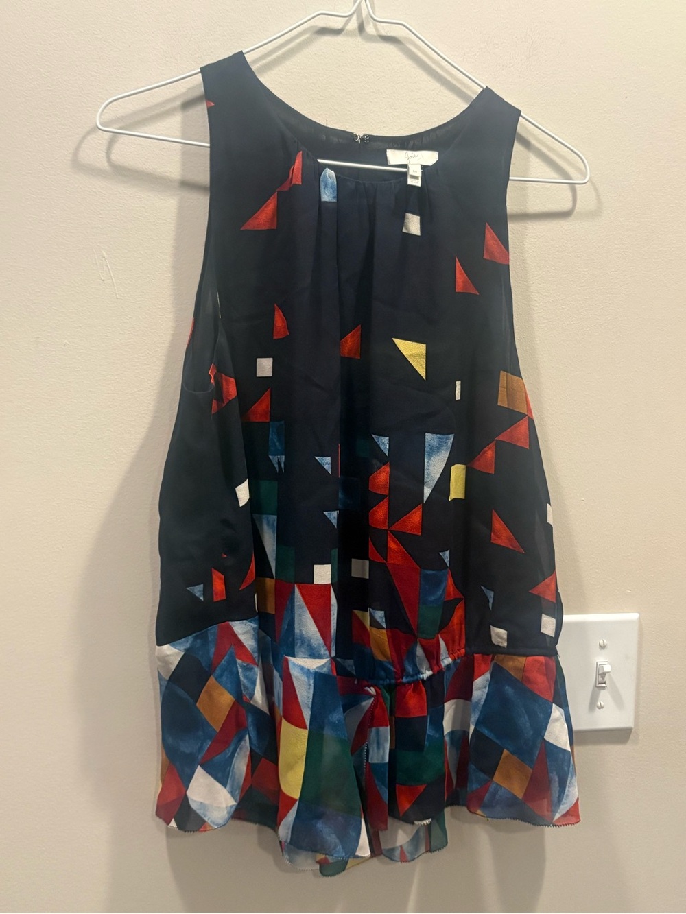 Joie Kalinda Silk Geometric Sleeveless Blouse - Picture 3 of 7